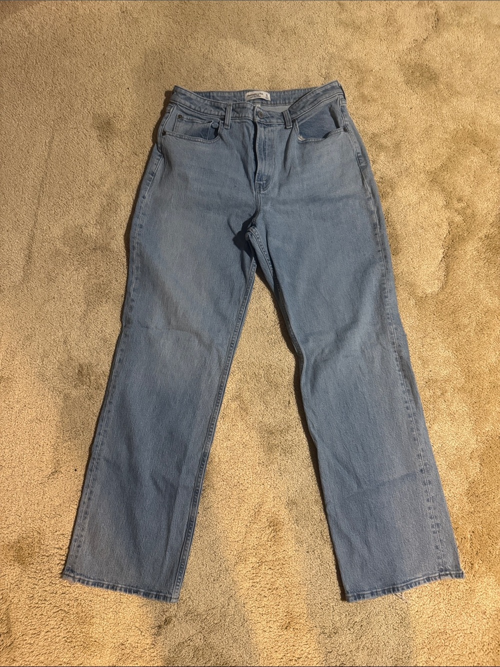 Abercrombie & Fitch Light Blue Straight-Leg Women's Jeans